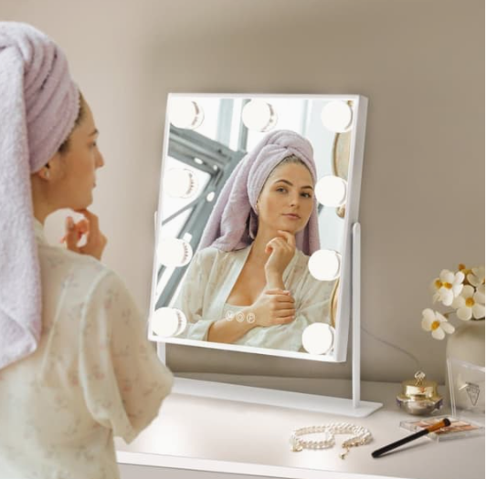 Makeup spejl med 9 pærer